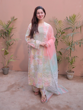 Load image into Gallery viewer, Hania Amir - Pink Blush