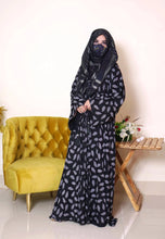 Load image into Gallery viewer, Leaf Style Abaya