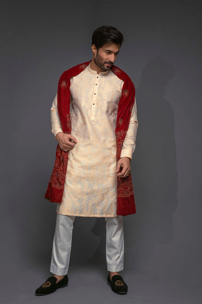 ER 522 Gold Banarsi Kurta With White Trouser Perfect For Mehndi Occasion