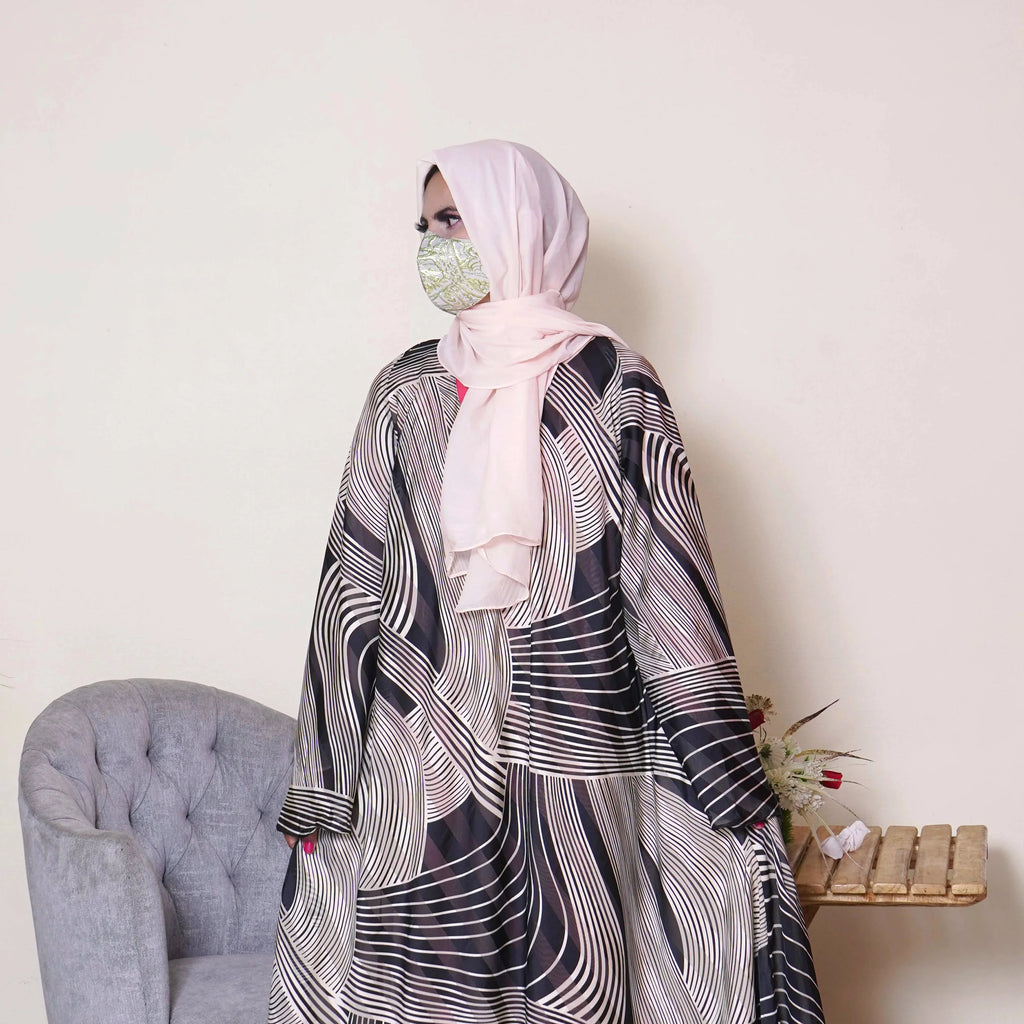 Zig Zag Abaya