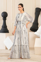 Load image into Gallery viewer, Printed Ladies Maxi Dress