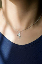 Load image into Gallery viewer, AGN0033 - Silver Plated Crystal Bird Necklace