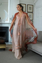 Load image into Gallery viewer, Sobia Nazir - Design 5B Luxury Lawn Collection