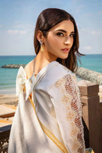 Load image into Gallery viewer, Rang Rasiya - Premium Summer Lawn Collection - 07 Nooreh - Unstitched