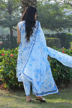 Load image into Gallery viewer, Zyna - Lawn Collection - 10 Lyra - Unstitched