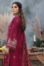 Load image into Gallery viewer, Humdum - Denara Woolen Shawl &amp; Embroidered Edition - D02