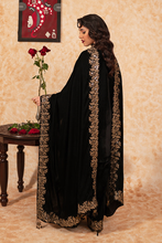 Load image into Gallery viewer, Velvet Deck Shawls - Ebony