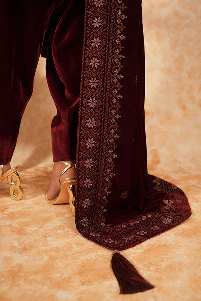 Velvet Deck Shawls - Garnet