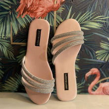 Load image into Gallery viewer, Baby Pink Lovestruck Slides