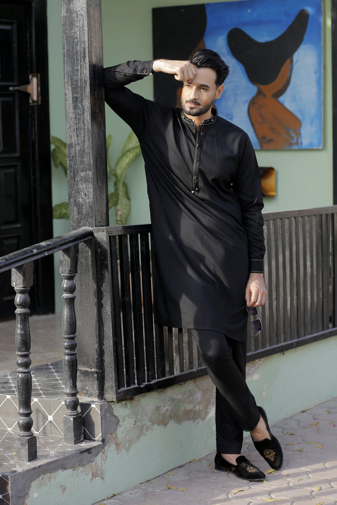 ER 574 Black WnW emblished Packets Kurta Pajama For Men