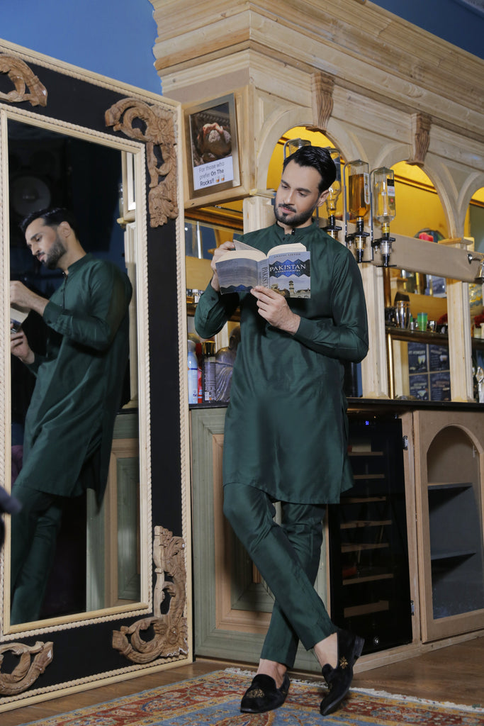 ER 572 Green Cotton Silk Kurta Pajama with velvet finish For Men