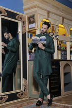 Load image into Gallery viewer, ER 572 Green Cotton Silk Kurta Pajama with velvet finish For Men