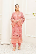 Load image into Gallery viewer, Shanzay Fahad - Formal &amp; Wedding Pret Collection - Mushk-02