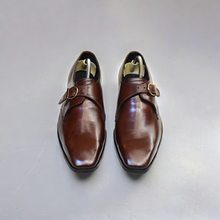 Load image into Gallery viewer, The Last of Us ER S 57 Formal Shoes Brown For Men