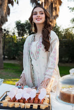 Load image into Gallery viewer, Zaib un Nisa - Rung e Eid Luxury Pret - Naira