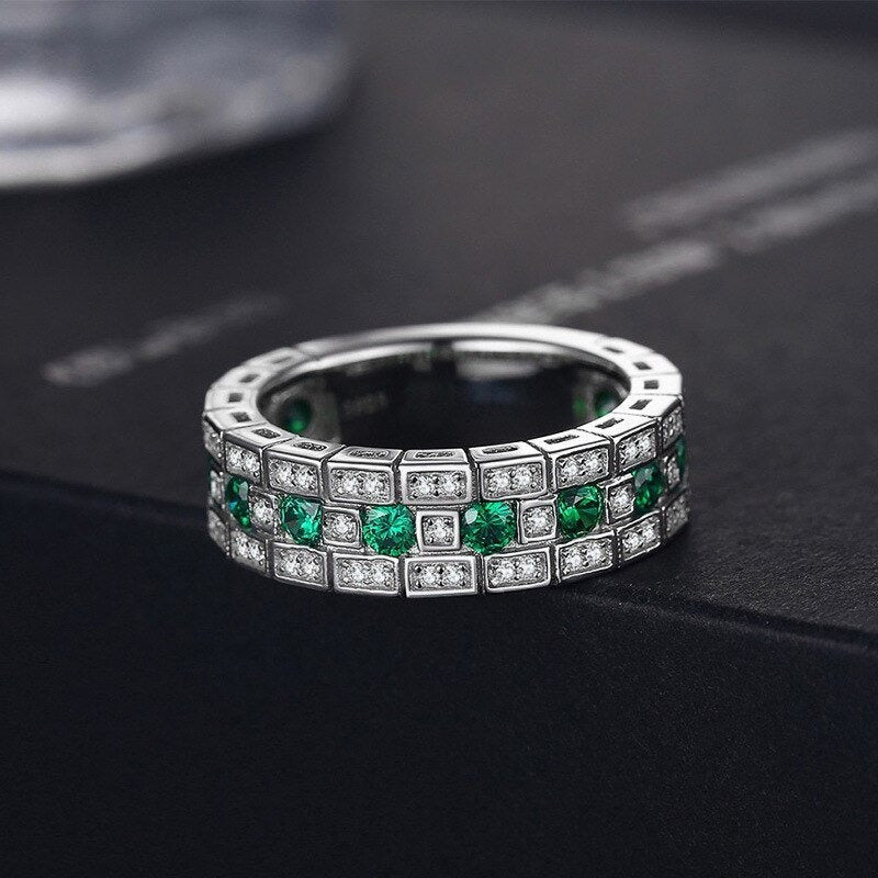 Silver Glowing Ring green Stones - With Box - AR279