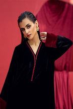 Load image into Gallery viewer, Fozia Khalid - Husan e Zauq Velvet Collection - Sofia