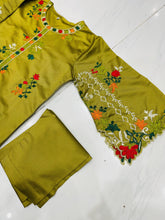 Load image into Gallery viewer, KHADI CUTWORK MEHANDI 2PCS