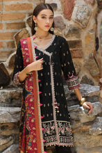 Load image into Gallery viewer, Noor by Saadia Asad - Design 09 Noor Luxury Winter Shawl Collection