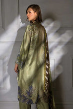 Load image into Gallery viewer, Sobia Nazir - Design 04 Silk Collection Vol 2