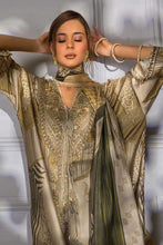 Load image into Gallery viewer, Sobia Nazir - Design 07 Silk Collection Vol 2