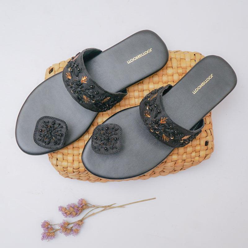 Chameli Black Slides