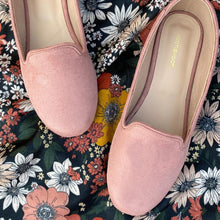 Load image into Gallery viewer, Tea Pink Loafers