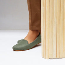 Load image into Gallery viewer, Olive Green Loafers