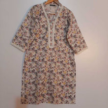 Load image into Gallery viewer, Printed Lawn Kurti - ZK240